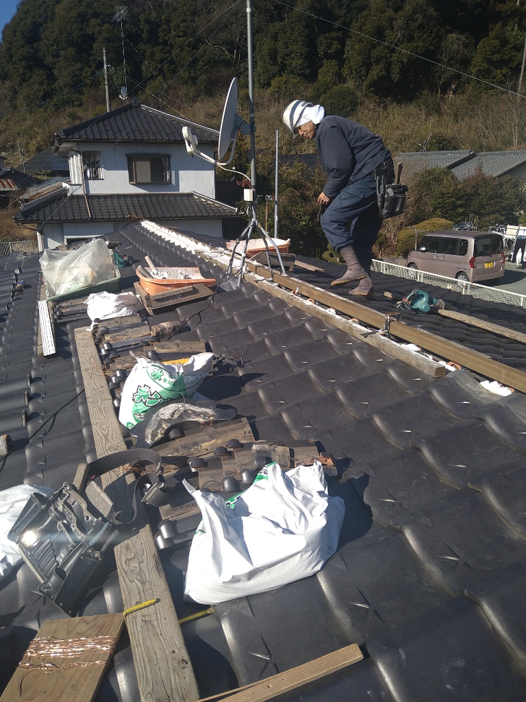 屋根の棟直しリフォーム工事